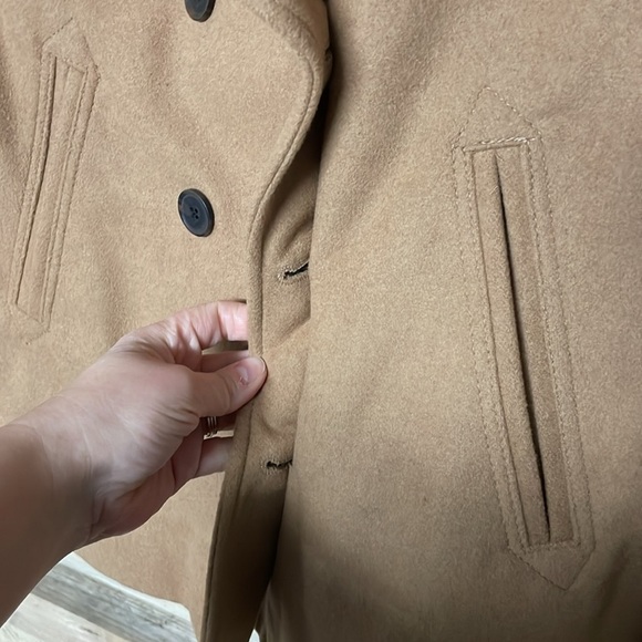 Old Navy size XXL camel colored medium weight wool blend pea coat with pockets - Picture 3 of 8